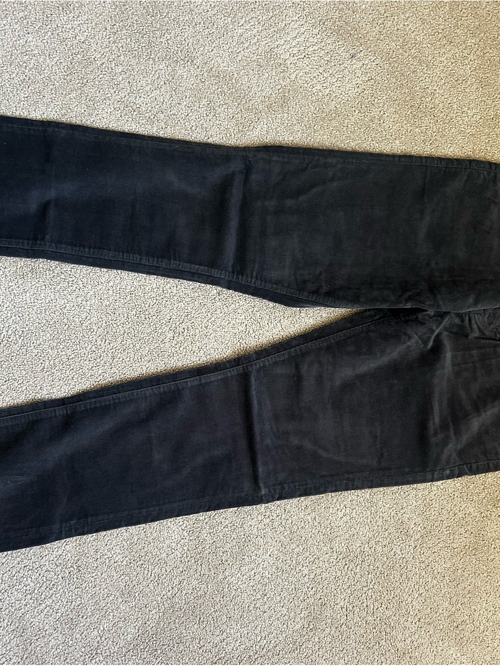 Clifton Slim Straight Pants in Charcoal Gray